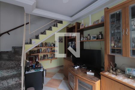 Casa para alugar com 2 quartos, 120m² em Vila Gomes Cardim, São Paulo