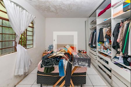 Suíte de casa à venda com 3 quartos, 200m² em Salgado Filho, Belo Horizonte