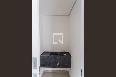 Lavabo na Sala de apartamento para alugar com 2 quartos, 155m² em Funcionários, Belo Horizonte
