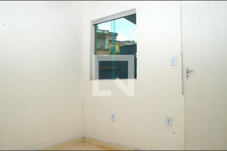 Quarto 1 de casa à venda com 2 quartos, 60m² em Goiânia, Belo Horizonte