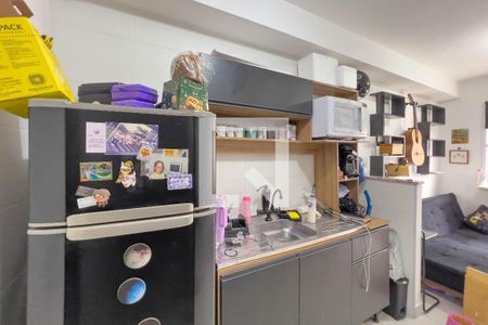 Sala e cozinha de apartamento à venda com 1 quarto, 27m² em Cambuci, São Paulo