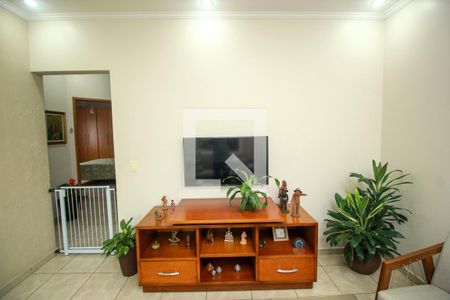 Sala de casa à venda com 4 quartos, 272m² em Vila Scarpelli, Santo André