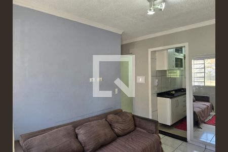 Sala  de casa de condomínio para alugar com 2 quartos, 42m² em Vila Carmela I, Guarulhos