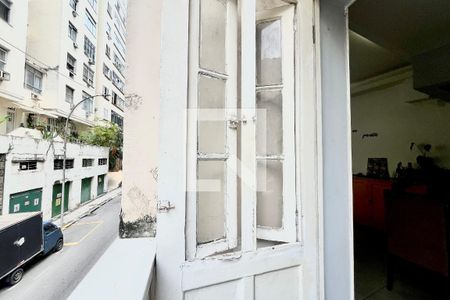 Sala  de apartamento à venda com 2 quartos, 66m² em Copacabana, Rio de Janeiro