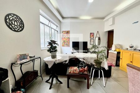 Sala  de apartamento à venda com 2 quartos, 66m² em Copacabana, Rio de Janeiro