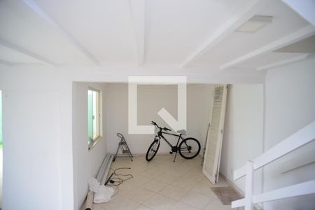 Sala de casa de condomínio à venda com 4 quartos, 145m² em Barra da Tijuca, Rio de Janeiro