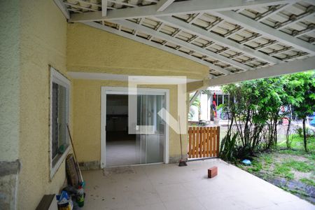 Entrada de casa de condomínio à venda com 4 quartos, 145m² em Barra da Tijuca, Rio de Janeiro