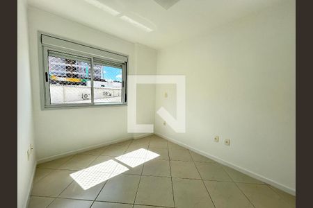 Quarto 1 de apartamento para alugar com 3 quartos, 78m² em Agronômica, Florianópolis