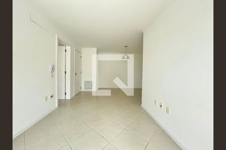 Sala de apartamento para alugar com 3 quartos, 78m² em Agronômica, Florianópolis
