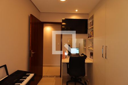 Quarto 2 de apartamento à venda com 3 quartos, 76m² em Vila Vitória, Santo André