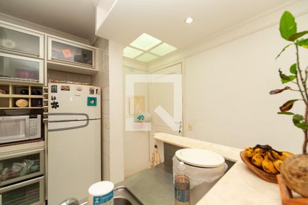 Sala_Cozinha de apartamento à venda com 1 quarto, 70m² em Alphaville Industrial, Barueri