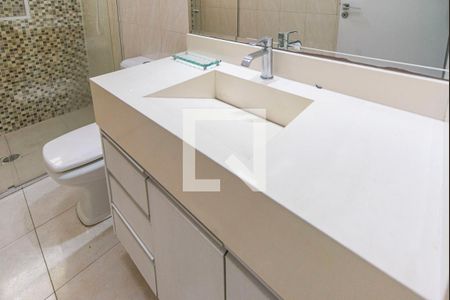 Banheiro  de apartamento à venda com 3 quartos, 106m² em Vila Curuçá, Santo André
