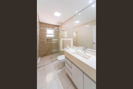 Banheiro  de apartamento à venda com 3 quartos, 106m² em Vila Curuçá, Santo André