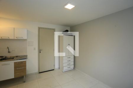 Studio - quarto-cozinha de kitnet/studio para alugar com 1 quarto, 25m² em Vila Sonia, São Paulo