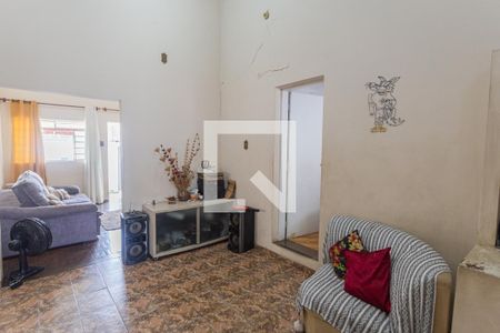 Sala 2 de casa para alugar com 4 quartos, 300m² em Renascença, Belo Horizonte