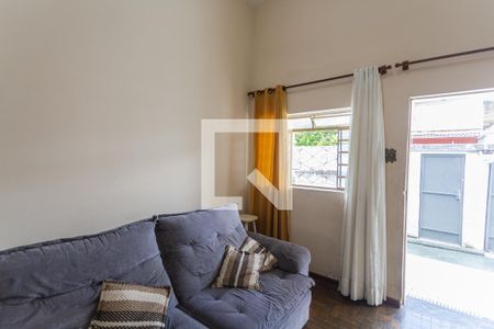 Sala 1 de casa para alugar com 4 quartos, 300m² em Renascença, Belo Horizonte