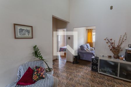 Sala 2 de casa para alugar com 4 quartos, 300m² em Renascença, Belo Horizonte