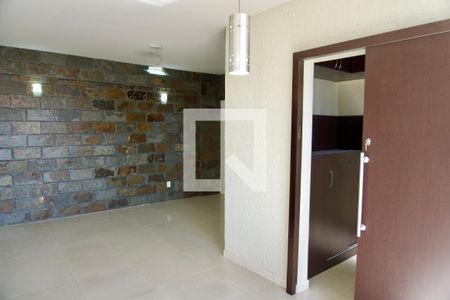 Sala de apartamento à venda com 3 quartos, 75m² em Carlos Prates, Belo Horizonte