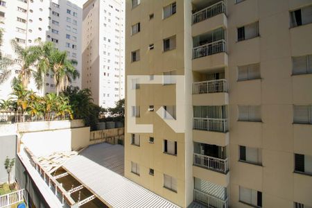 Vista da Sala e Cozinha de apartamento à venda com 1 quarto, 25m² em Jardim Paulista, São Paulo