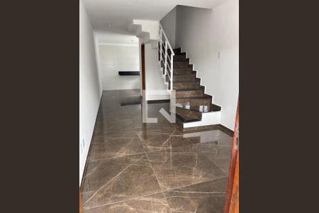 Casa para alugar com 2 quartos, 80m² em Jardim Irene, Santo André
