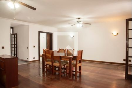 Sala de casa de condomínio para alugar com 4 quartos, 190m² em Indianópolis, São Paulo