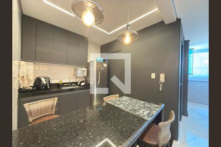 Apartamento à venda com 2 quartos, 75m² em Buritis, Belo Horizonte