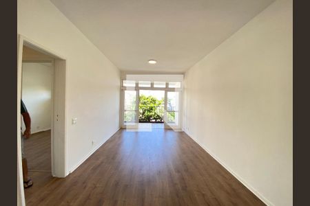 Casa à venda com 2 quartos, 100m² em Inhaúma, Rio de Janeiro