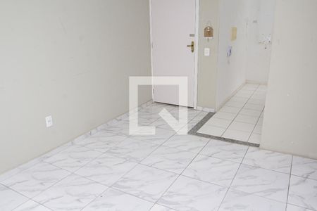 Sala de apartamento para alugar com 2 quartos, 47m² em Guaratiba, Rio de Janeiro