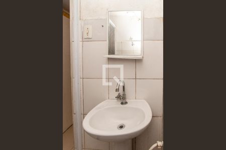 Banheiro de casa para alugar com 1 quarto, 60m² em Sítio do Piqueri, São Paulo