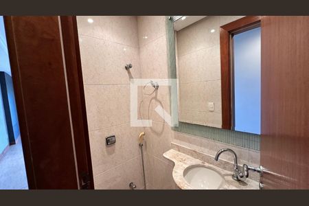 Lavabo de apartamento para alugar com 3 quartos, 198m² em Recreio dos Bandeirantes, Rio de Janeiro