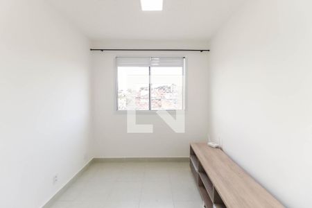Sala - Cozinha de apartamento para alugar com 1 quarto, 34m² em Vila Carmosina, São Paulo
