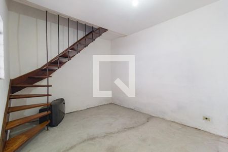 Sala de casa de condomínio à venda com 2 quartos, 102m² em Vila Invernada, São Paulo