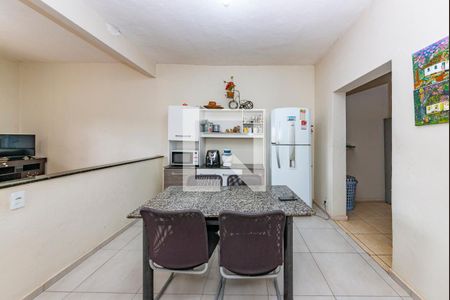 Sala de casa para alugar com 3 quartos, 1000m² em Aparecida, Belo Horizonte