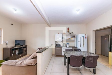 Sala de casa para alugar com 3 quartos, 1000m² em Aparecida, Belo Horizonte