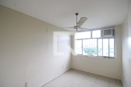 Quarto  de apartamento para alugar com 2 quartos, 62m² em Taquara, Rio de Janeiro