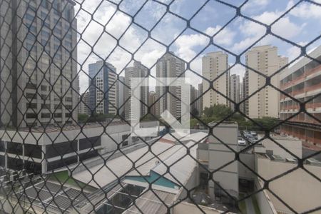 Sala de apartamento para alugar com 4 quartos, 80m² em Indianópolis, São Paulo