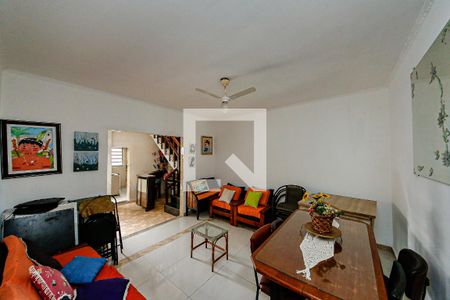 Casa para alugar com 4 quartos, 200m² em Vila Celeste, São Paulo