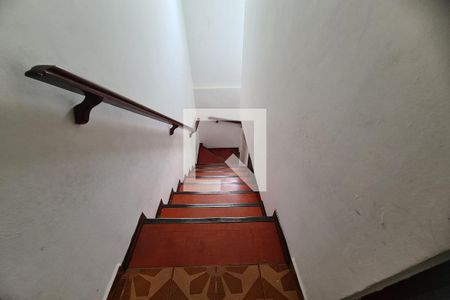 escadas quartos de casa para alugar com 3 quartos, 450m² em Jardim Brasilia, São Paulo