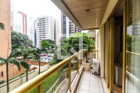 Sala  de apartamento para alugar com 3 quartos, 108m² em Alphaville Industrial, Barueri