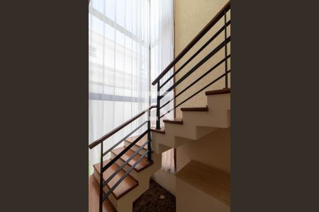 ESCADA ACESSOS de casa de condomínio para alugar com 4 quartos, 370m² em Loteamento Alphaville Campinas, Campinas