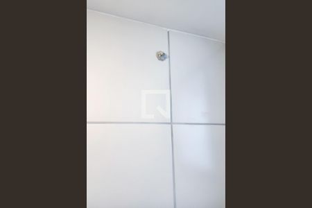 Banheiro  de kitnet/studio para alugar com 1 quarto, 36m² em Santo Cristo, Rio de Janeiro