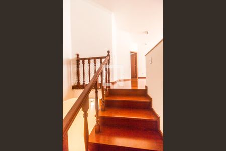 Escada de apartamento para alugar com 4 quartos, 480m² em Residencial Zero (tambore), Santana de Parnaíba