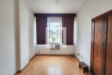 Quarto 1 de apartamento para alugar com 3 quartos, 100m² em Botafogo, Rio de Janeiro