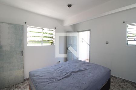 Suíte de casa para alugar com 2 quartos, 55m² em Cidade Dutra, São Paulo