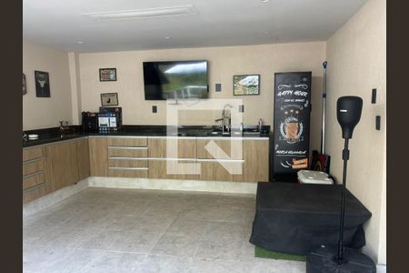 Cozinha de casa de condomínio para alugar com 3 quartos, 214m² em Freguesia (Jacarepaguá), Rio de Janeiro