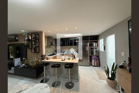 Cozinha de casa de condomínio para alugar com 3 quartos, 214m² em Freguesia (Jacarepaguá), Rio de Janeiro