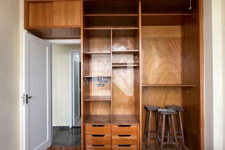 Quarto de apartamento para alugar com 1 quarto, 65m² em Itararé, Santos