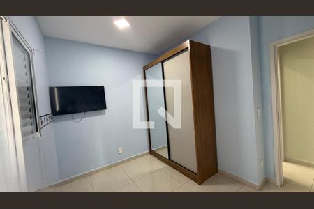 Quarto de apartamento para alugar com 2 quartos, 55m² em Jardim Professor Benoa, Barueri
