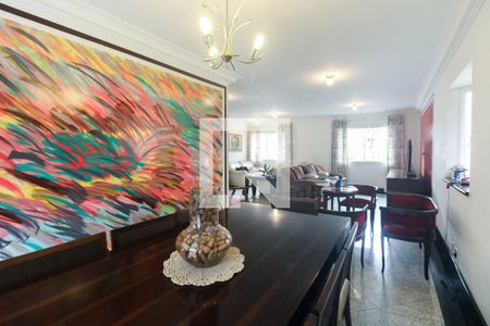 Sala  de casa de condomínio para alugar com 4 quartos, 220m² em Vila Carrão, São Paulo