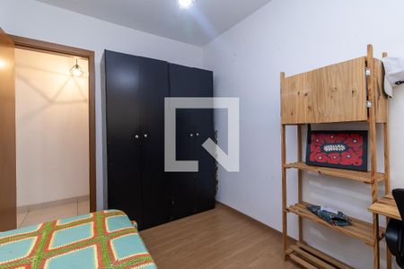 Quarto 2 de apartamento para alugar com 2 quartos, 48m² em Conjunto Helena Antipoff, Belo Horizonte